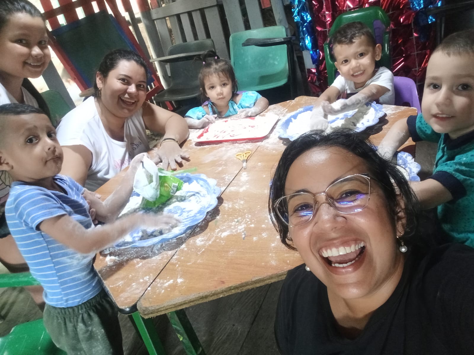 Katherine, la profe que cambia vidas en el barrio 12 de octubre