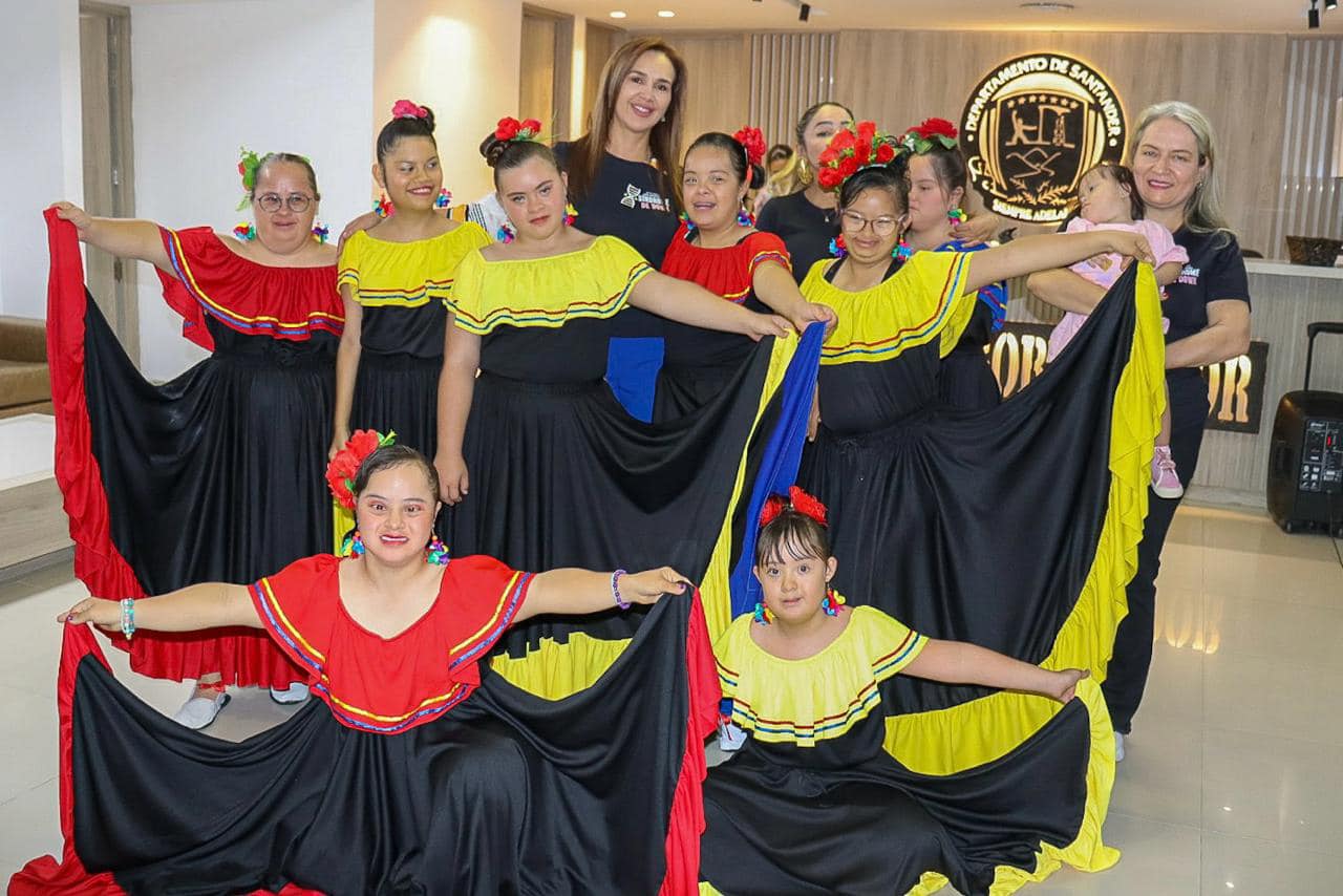 Visita de la Fundación Sin Límites al Palacio Amarillo