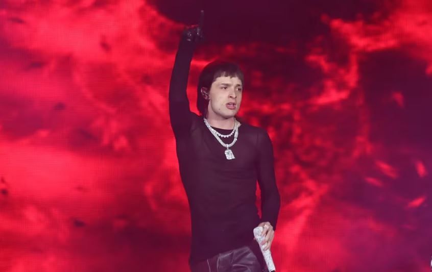 En México compararon a Peso Pluma con Mick Jagger