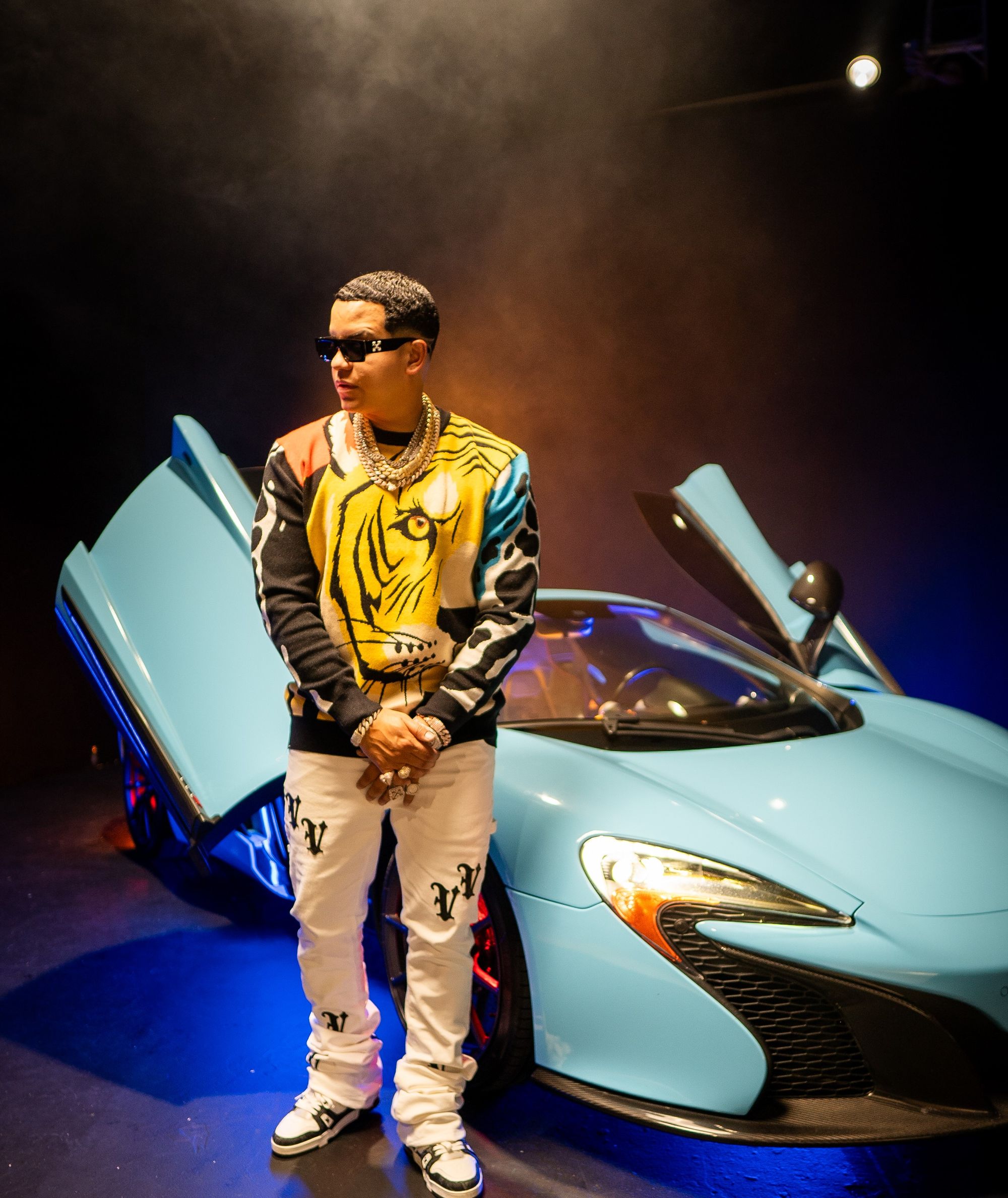 J Álvarez estrena su tan anhelado disco ‘Cash Flow’