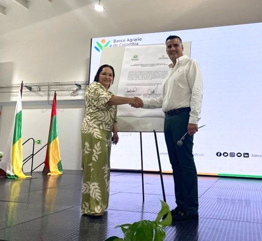 Banco Agrario y Fedecom se unen en favor de los tenderos