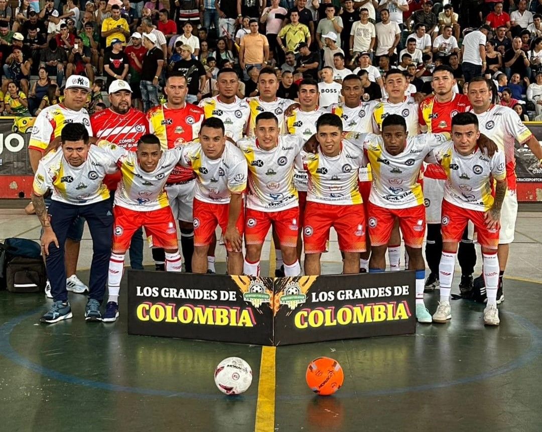 Héctor Burros el mejor entre Los Grandes de Colombia