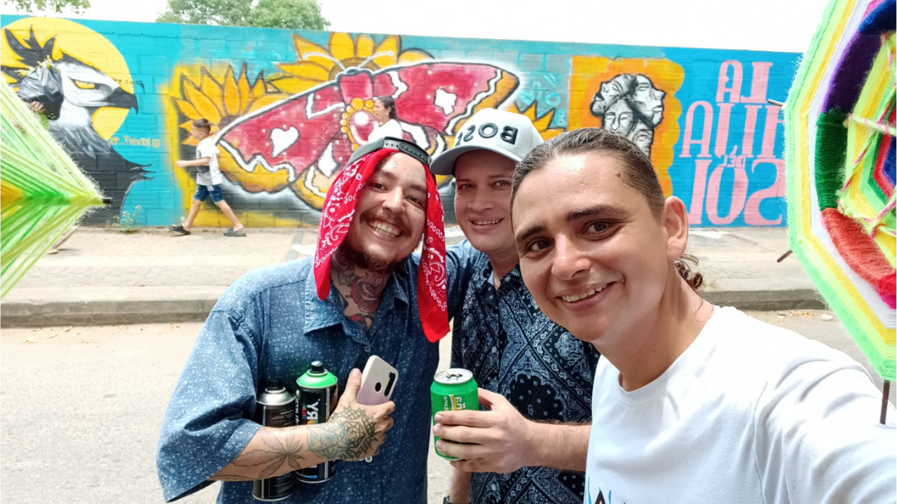 En la Comuna 7 jóvenes dieron a conocer un mural con mensaje de paz