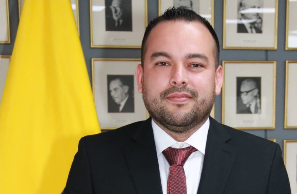 Líder del sindicato de la USO renunció al Senado