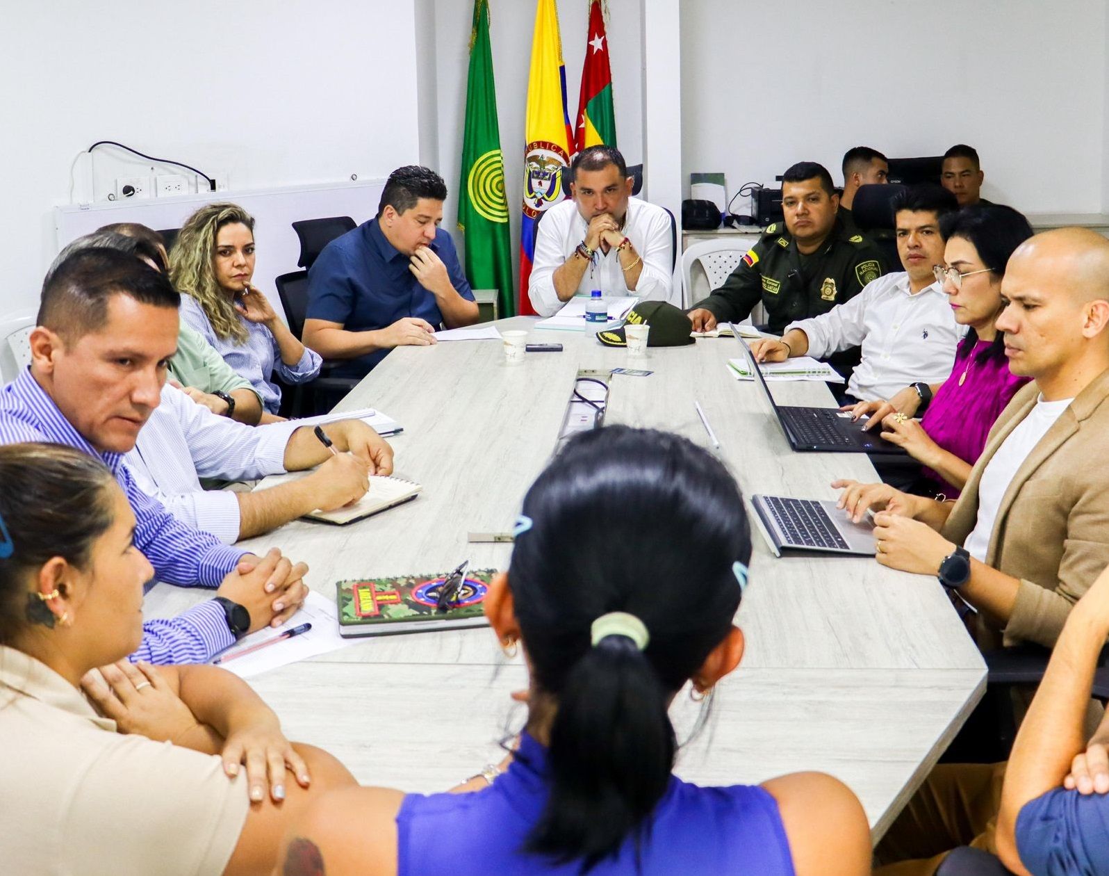 Floridablanca se organiza para mejorar la situación de los peludos callejeros