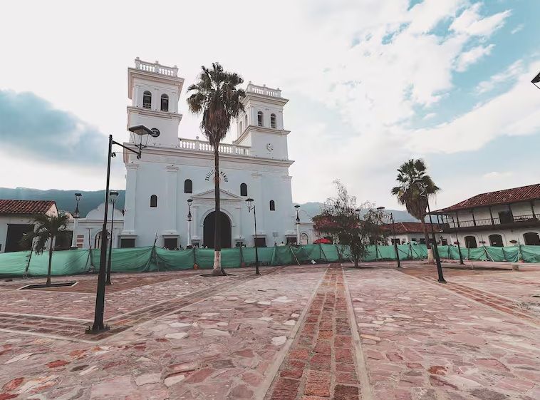 Girón se alista para la reinauguración de su parque principal