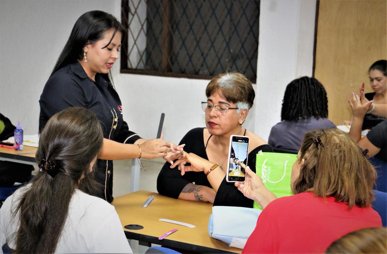 Jornadas de belleza gratuitas en Floridablanca