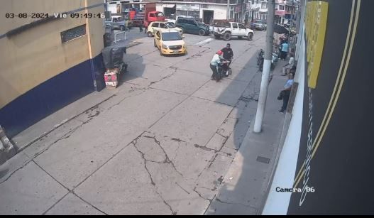Una moto se mandó a volar a un abuelito en  San Vicente de Chucurí
