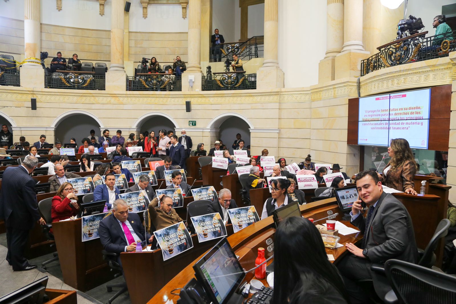 Muerte de la reforma a la salud sería inminente en el Congreso