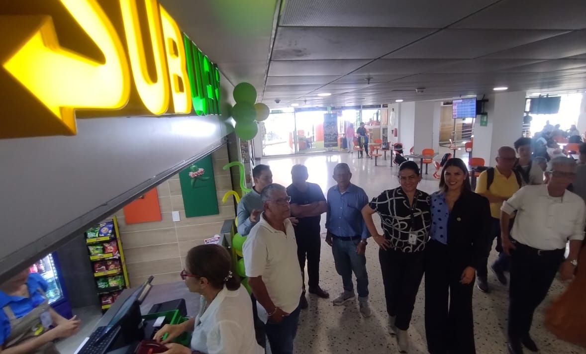 ¿Cuánto costó la franquicia de la nueva tienda Subway que se abrió en el Aeropuerto Palonegro?
