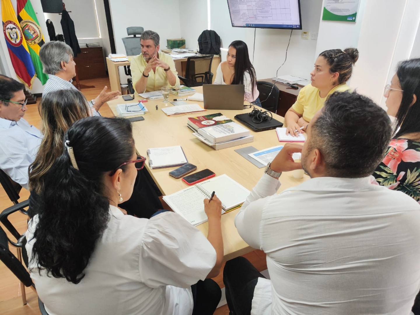 Secretario de Planeación de Santander impulsa alianza estratégica con IDESAN