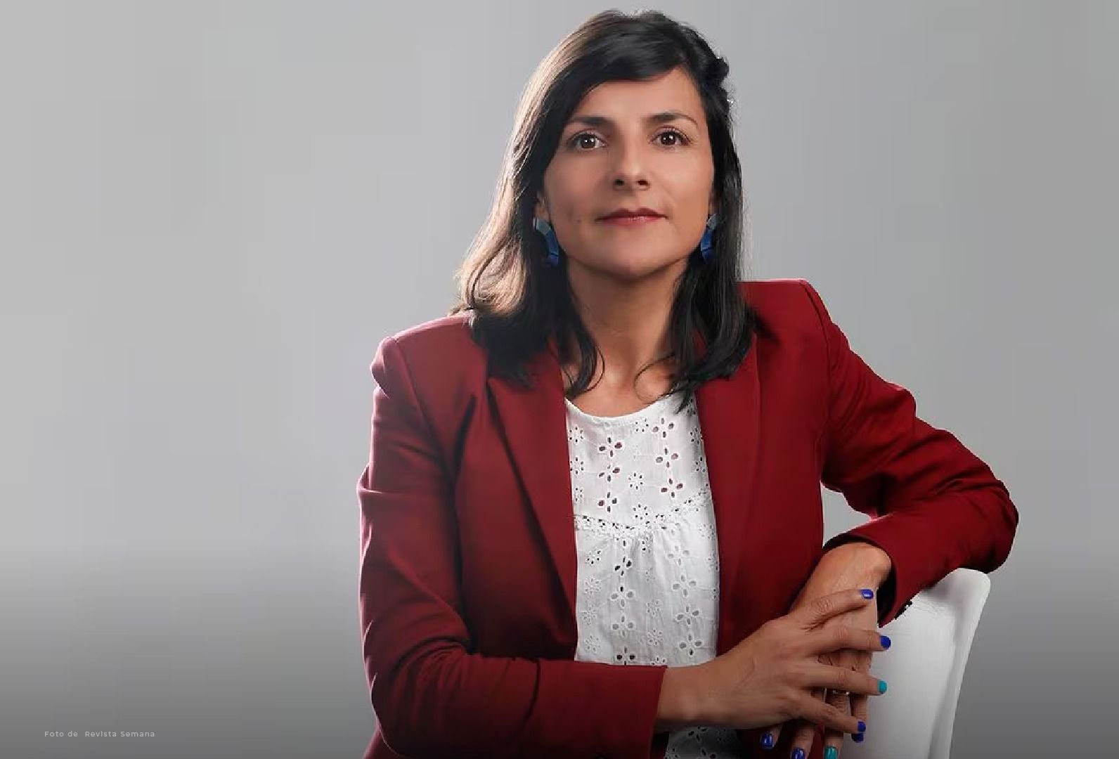 Exministra de Minas sí habría abusado de su cargo