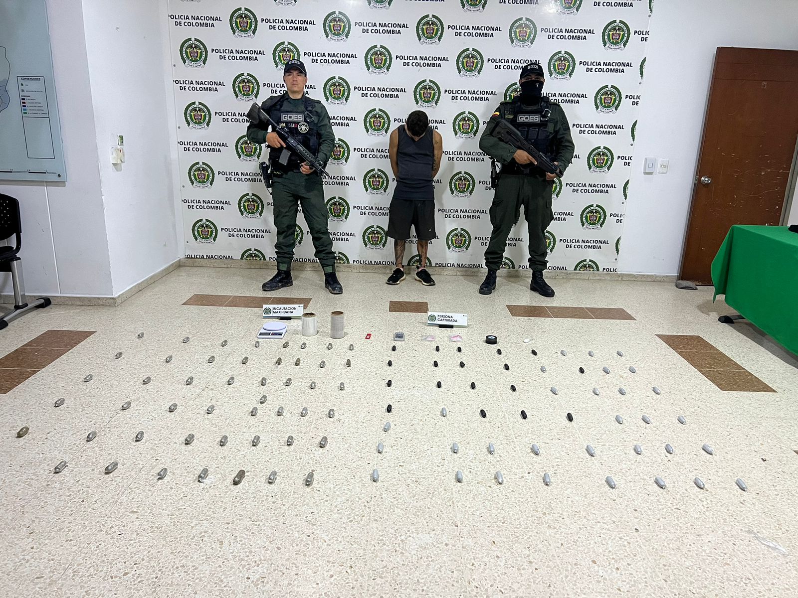 VIDEO. Jíbaro fue sorprendido bien 'encaletado' en Floridablanca