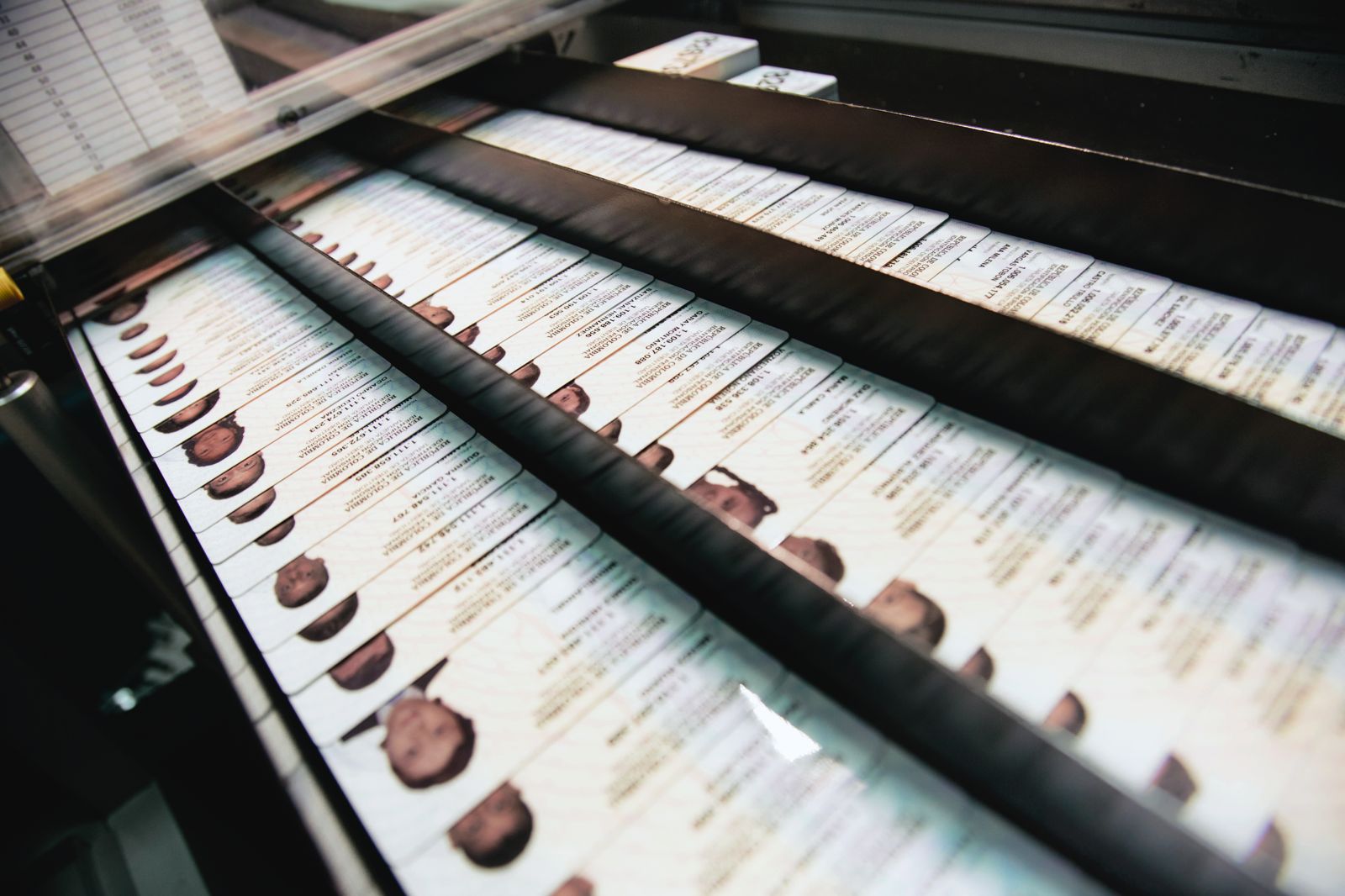 SE BUSCAN 10.000 ciudadanos para que reclamen su cédula en Santander