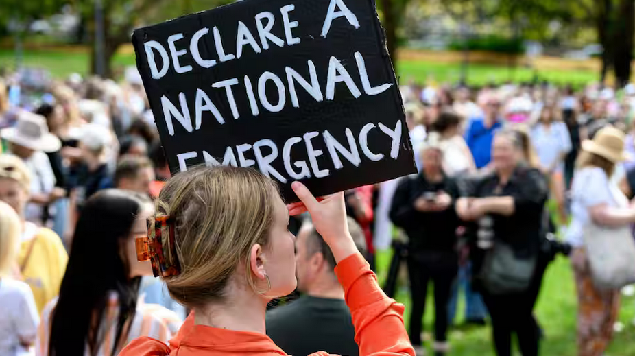 Miles de personas marchan en Australia para exigir un alto a la violencia hacia las mujeres