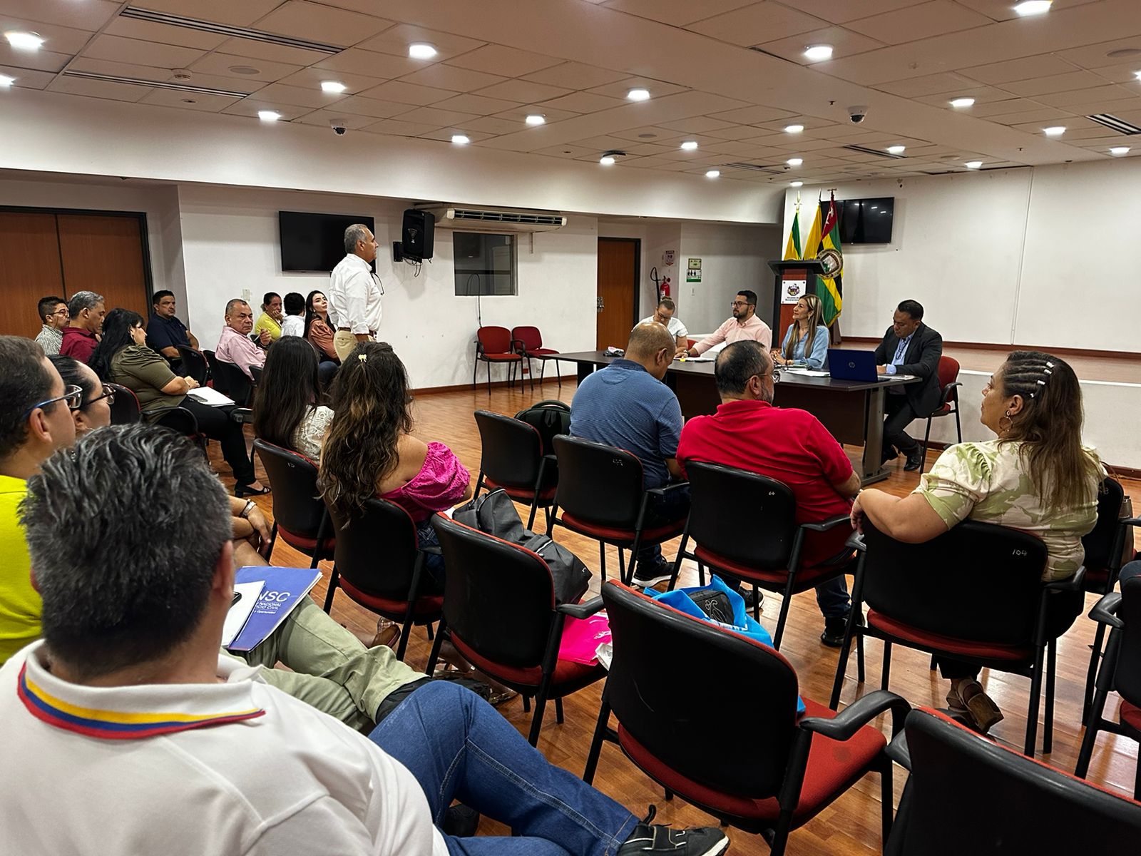 Inician mesas de concertación entre Alcaldía y los sindicatos