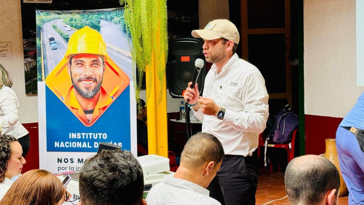 Inició socialización del par vial Puente Tierra - El Cero en Rionegro (S)