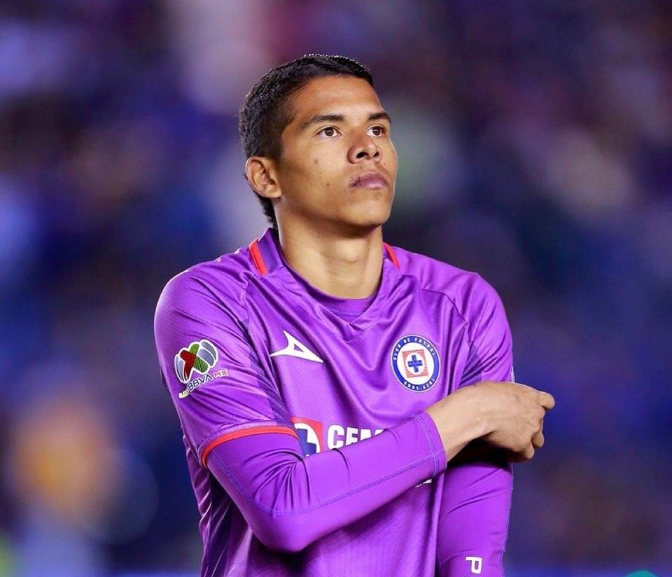 Kevin Mier llegaría a la Premier League