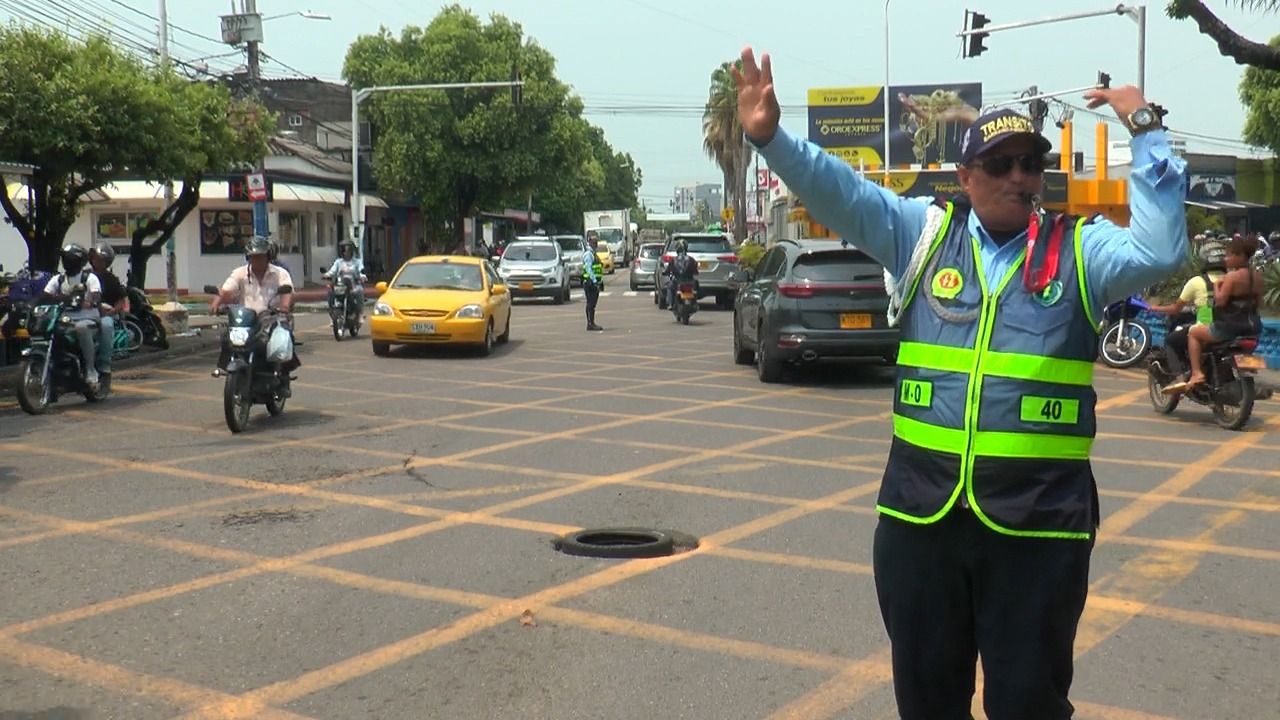 Vándalos han dañado red semafórica del  Distrito y conductores se quejan