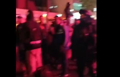 Un grupo de 42 colombianos aficionados de Millonarios fue detenido por robo en Bolivia