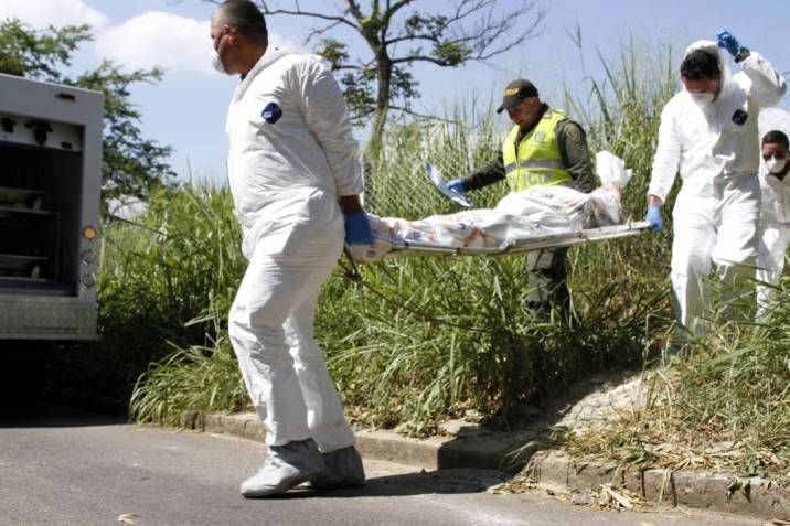 Río de Oro en Lebrija dejó al descubierto un cadáver