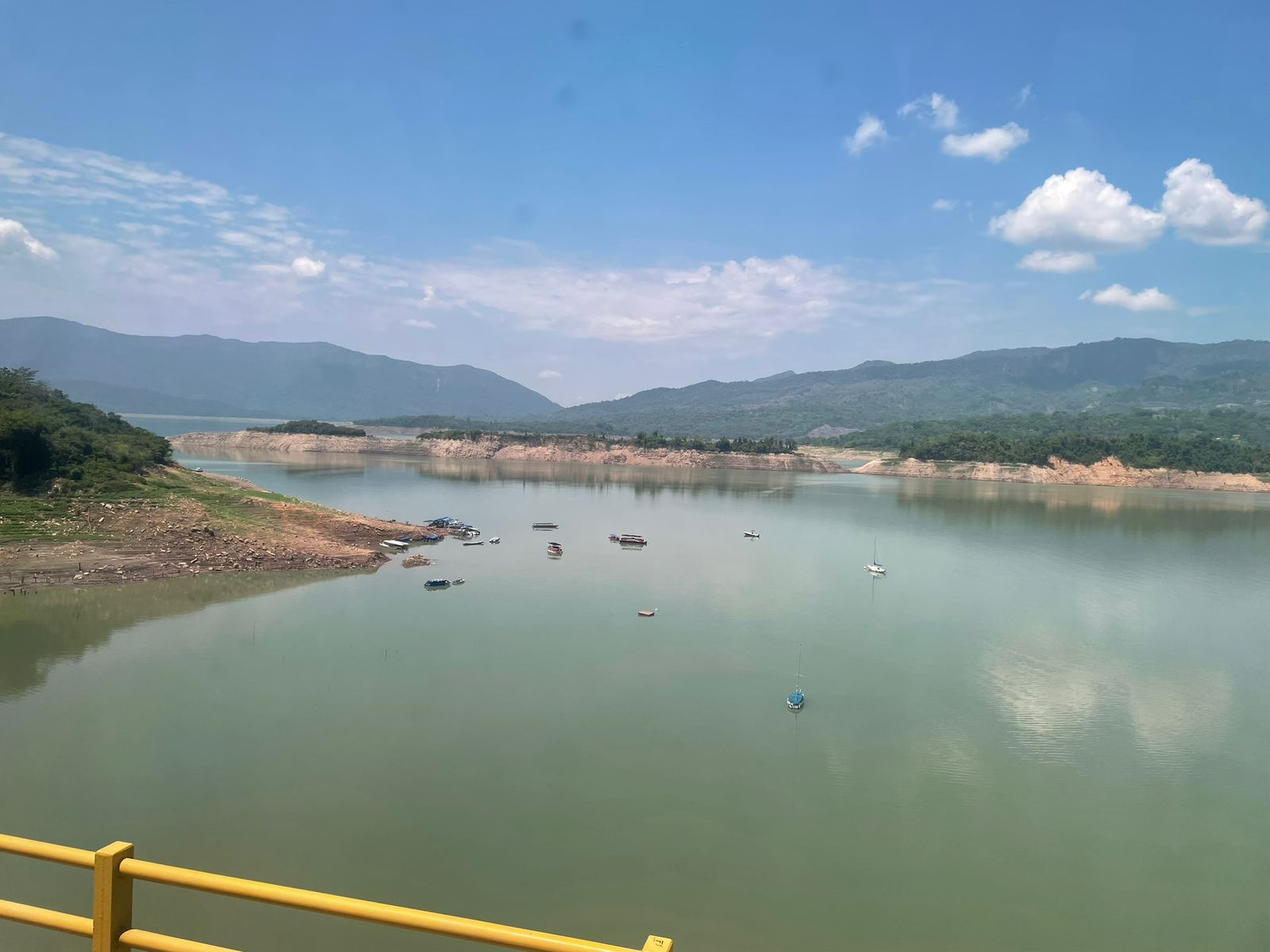Alerta en Santander: Embalse Topocoro en niveles críticos por sequía