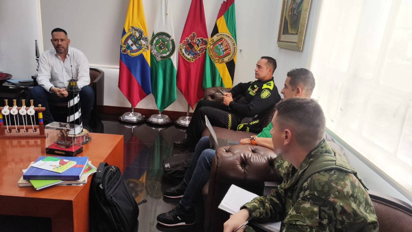 Autoridades se unen para enfrentar la delincuencia en Santander