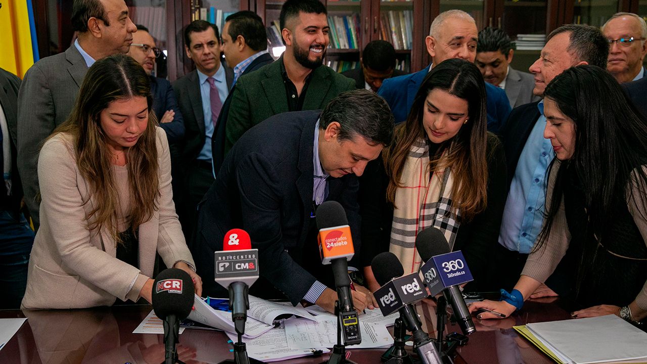 Ministerio TIC radicó proyecto de ley de datos para que Colombia se convierta en productor de tecnología y de Inteligencia Artificial