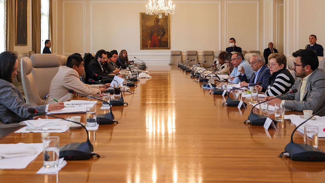 "En tres meses modelo de salud para el magisterio tiene que funcionar a la perfección": Petro al Fomag