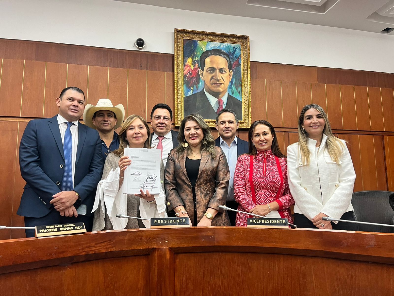 Por estas razones Miguel Ángel Pinto y 7 senadores se negaron a revivir la reforma a la Salud