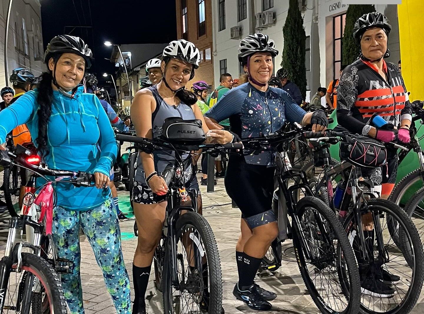 Inderbu celebró Día de las Madres con deporte