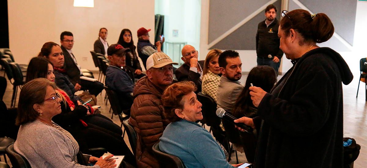 Lebrija y Bucaramanga aprenden sobre la normatividad panelera