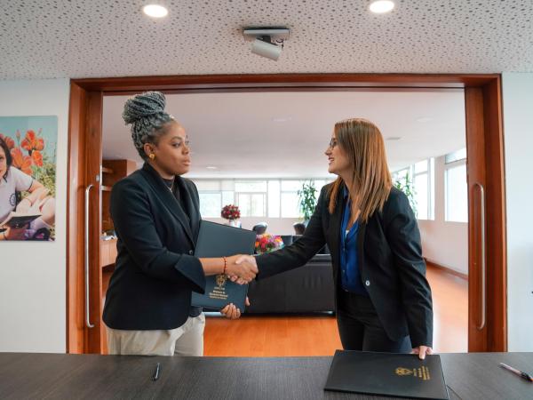 Empresarios buscan que educación se convierta en derecho fundamental