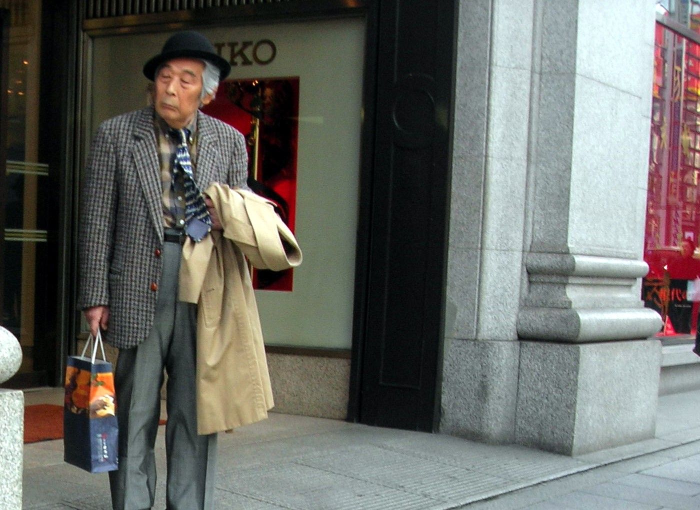 68 mil ancianos morirían solos en 2024