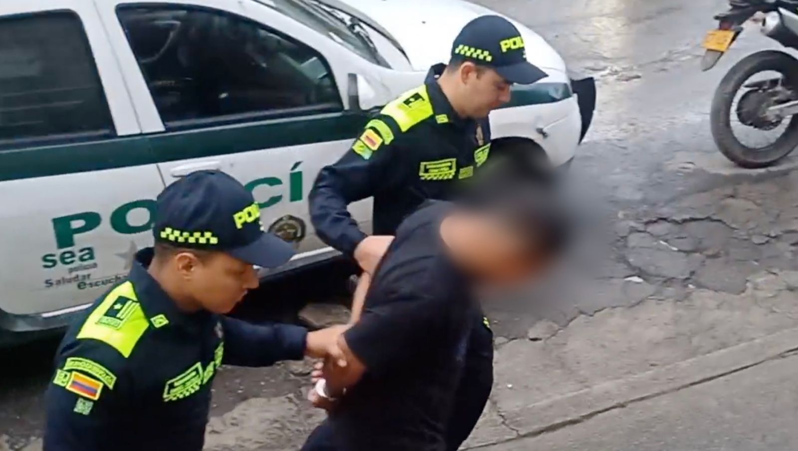 Astuto hampón habría robado $400 millones de un local comercial