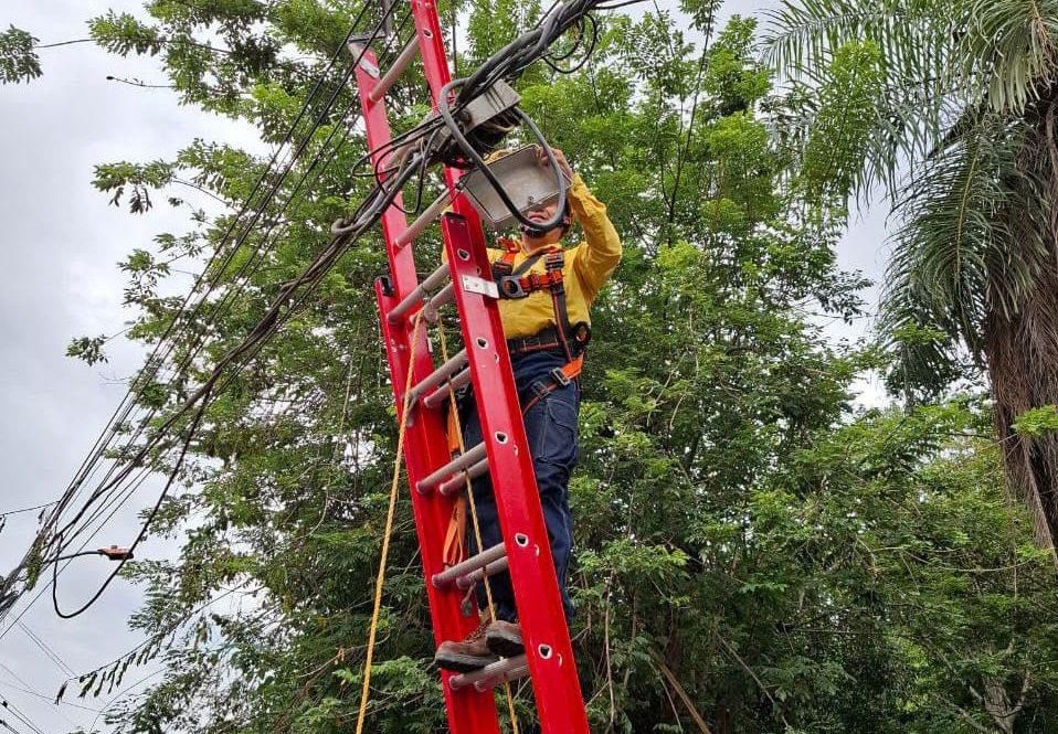 Girón refuerza alumbrado público en zonas rurales