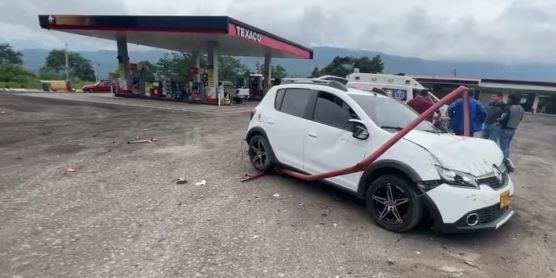 Exceso de velocidad casi acaba con tragedia en 'El Cucharo'