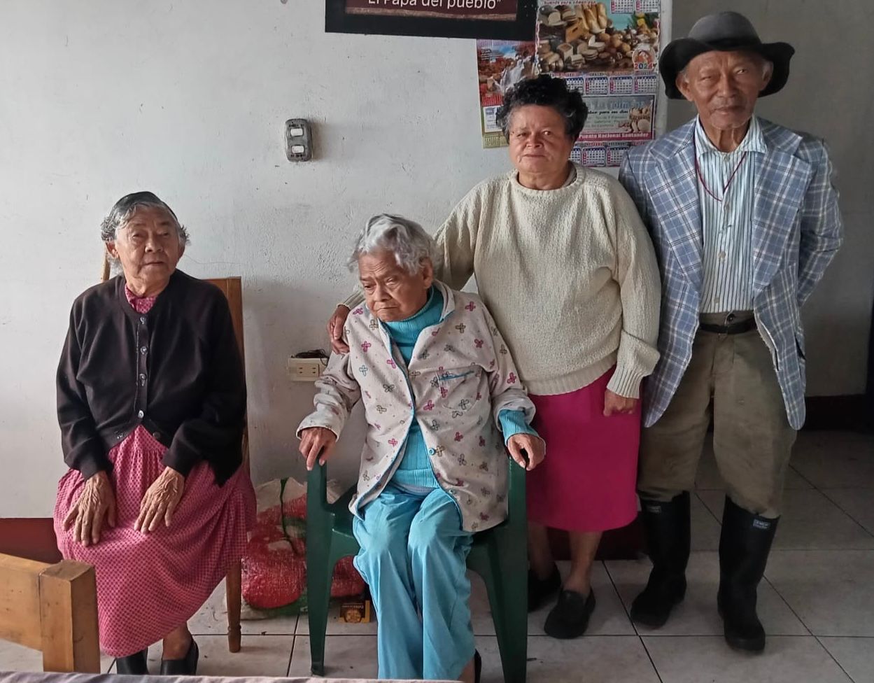 La lucha diaria de los hermanitos Sosa en Puente Nacional