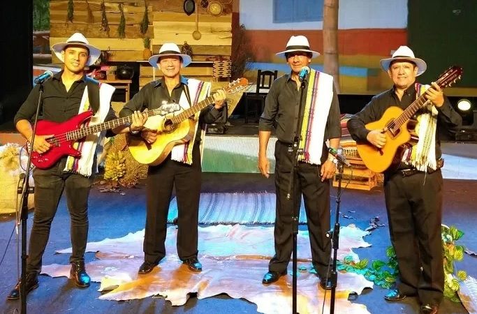 Los Hermanos Toloza honran a las madres en su día especial