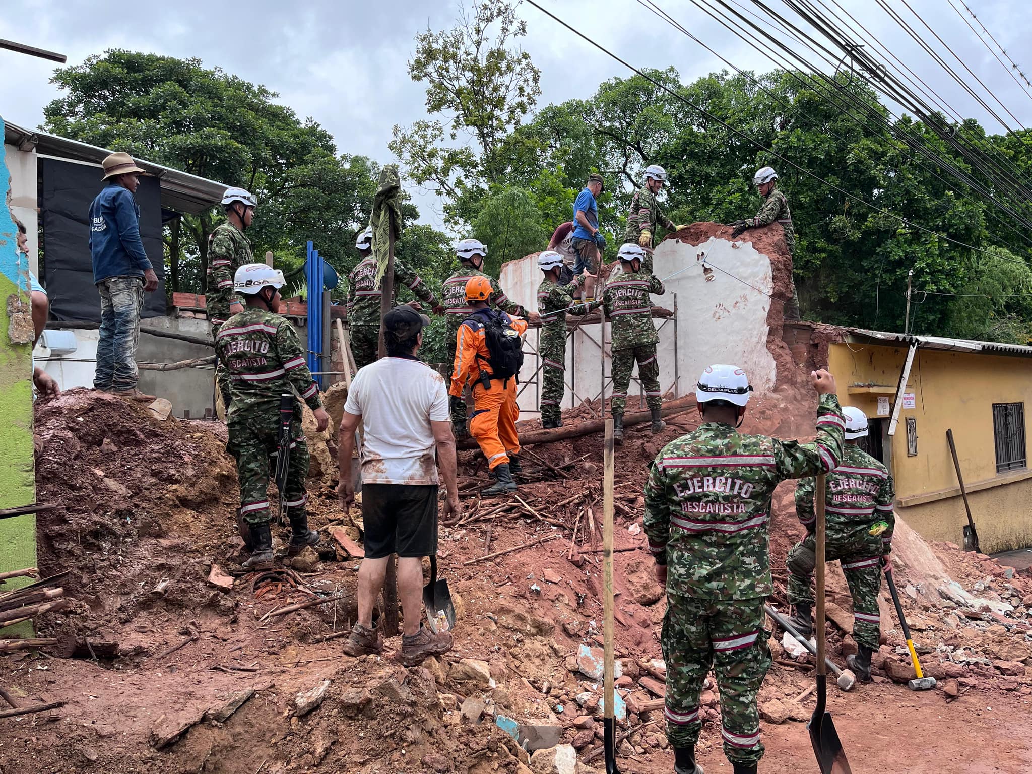 Emergencia en Piedecuesta: Vivienda colapsó tras intensas lluvias