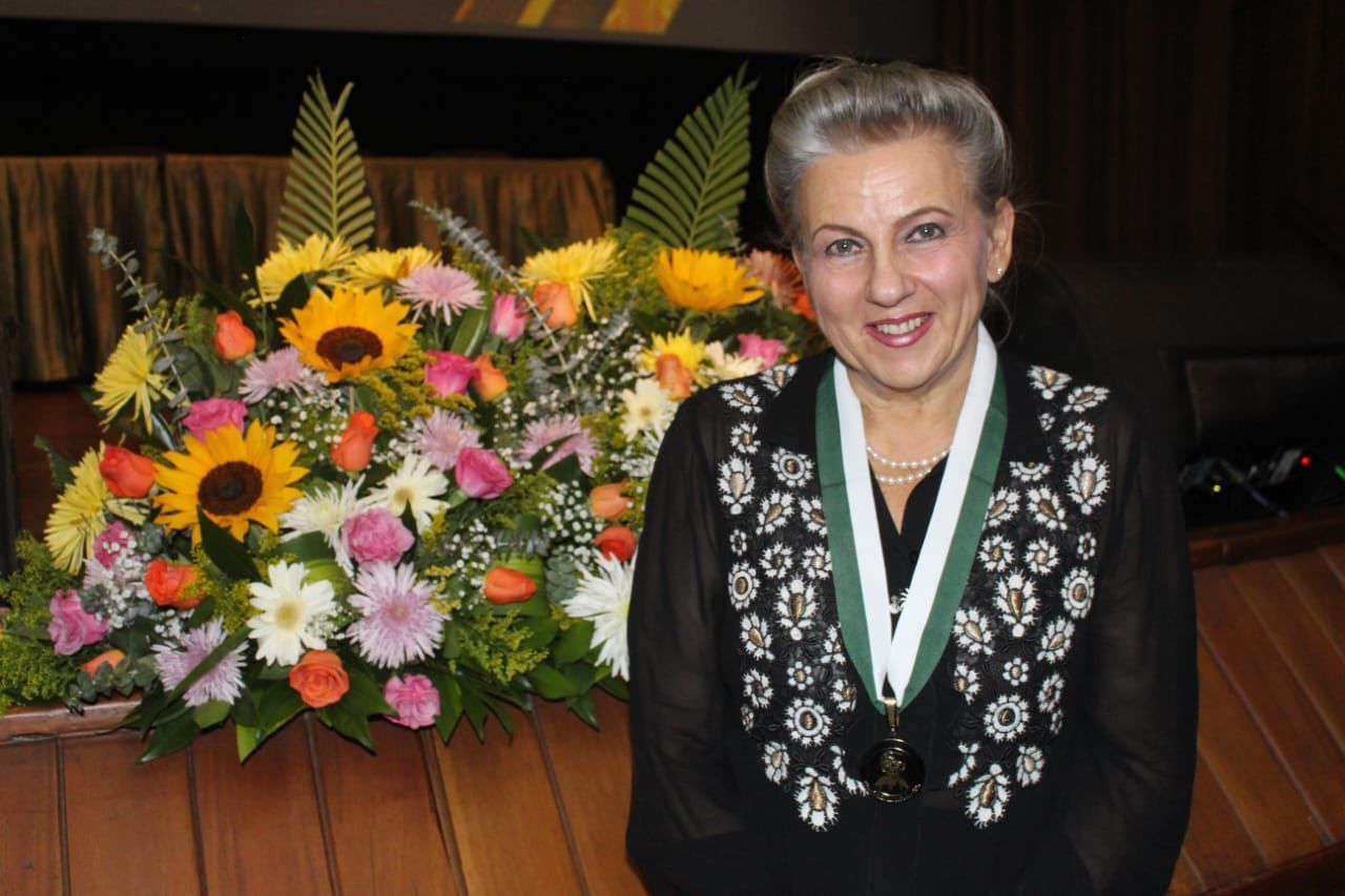 Profesora Elena Stashenko participó en Simposio de Química Ambiental en Brasil