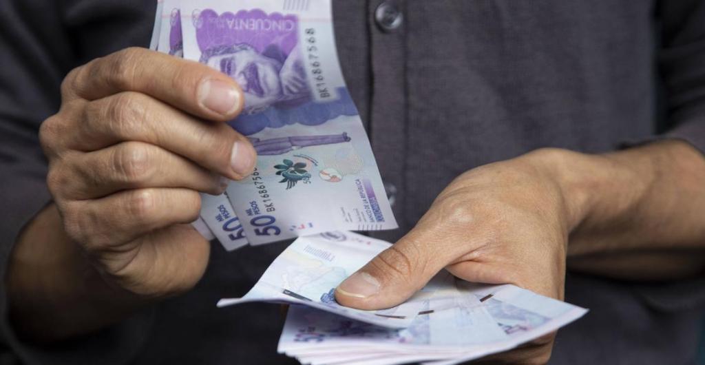 Desplome en impuestos recaudados: debate entre Hacienda y la Dian