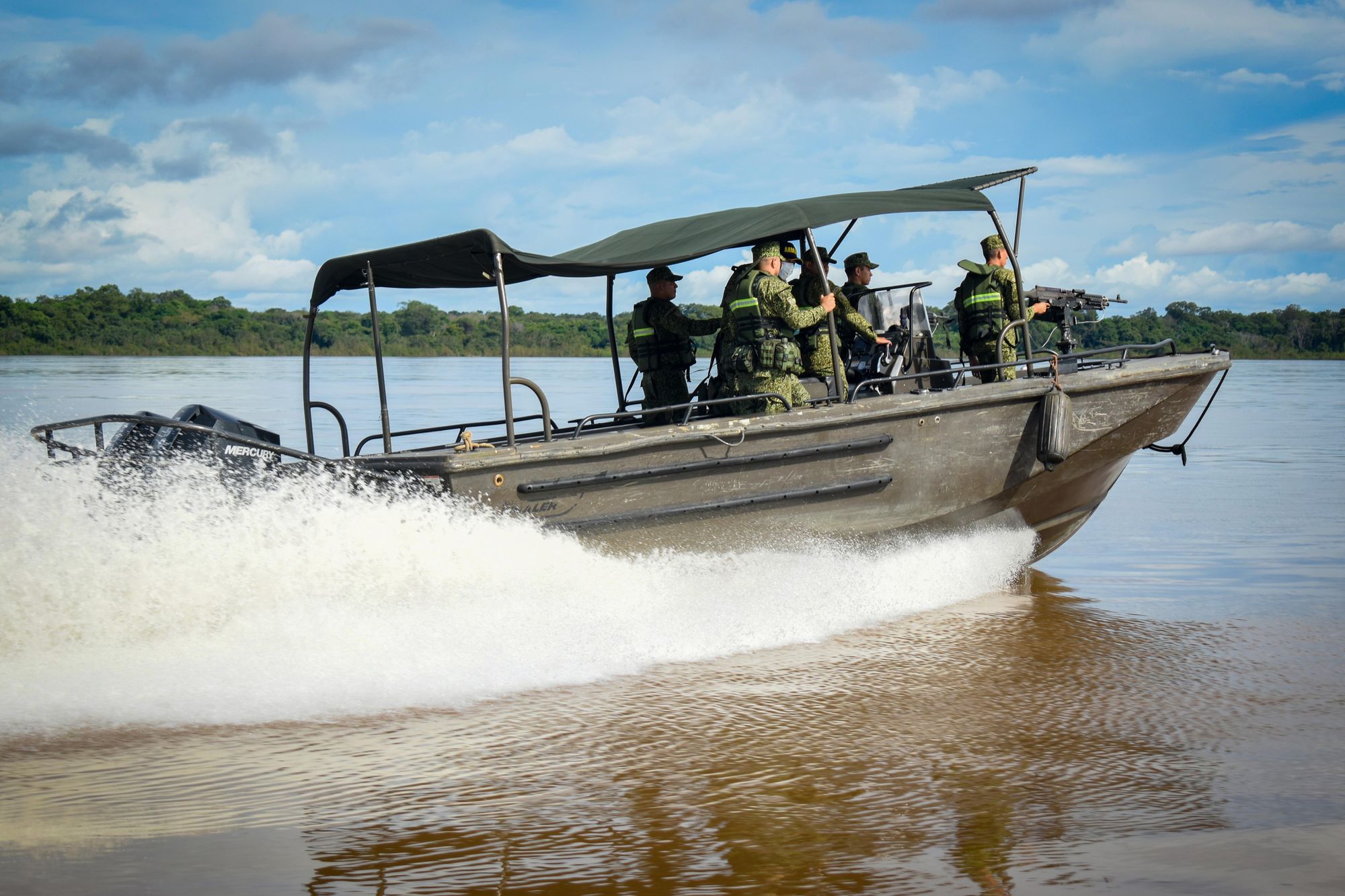 Hay protección en rutas fluviales durante temporada de vacaciones