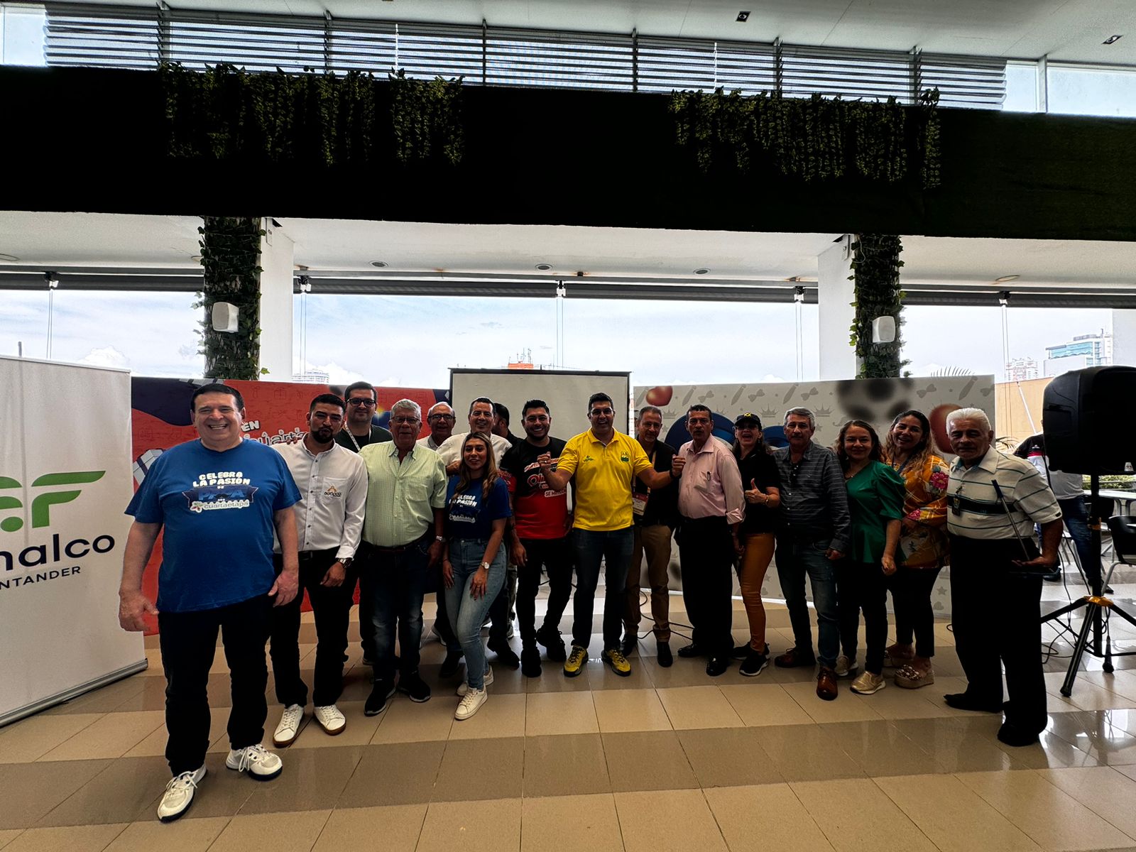 Celebración del Día del  Padre con fútbol y premios