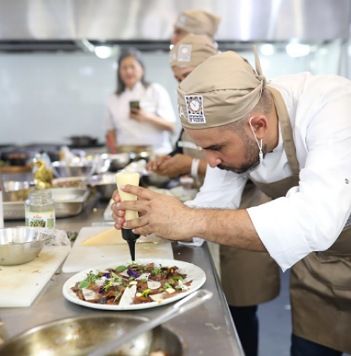 Chef santandereano la sacó del estadio en el ‘Reto Coca’ Colombia