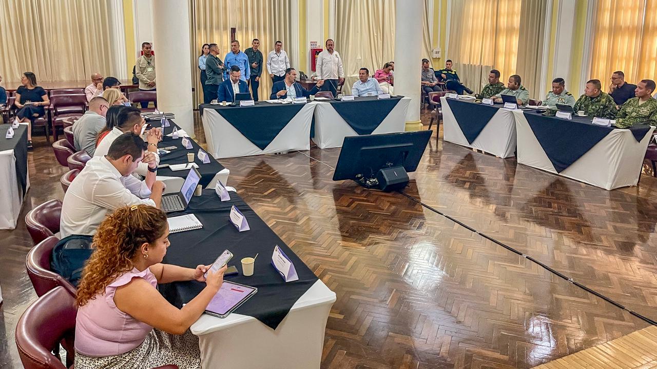 Gobernador de Santander y alcaldes refuerzan seguridad con tecnología avanzada