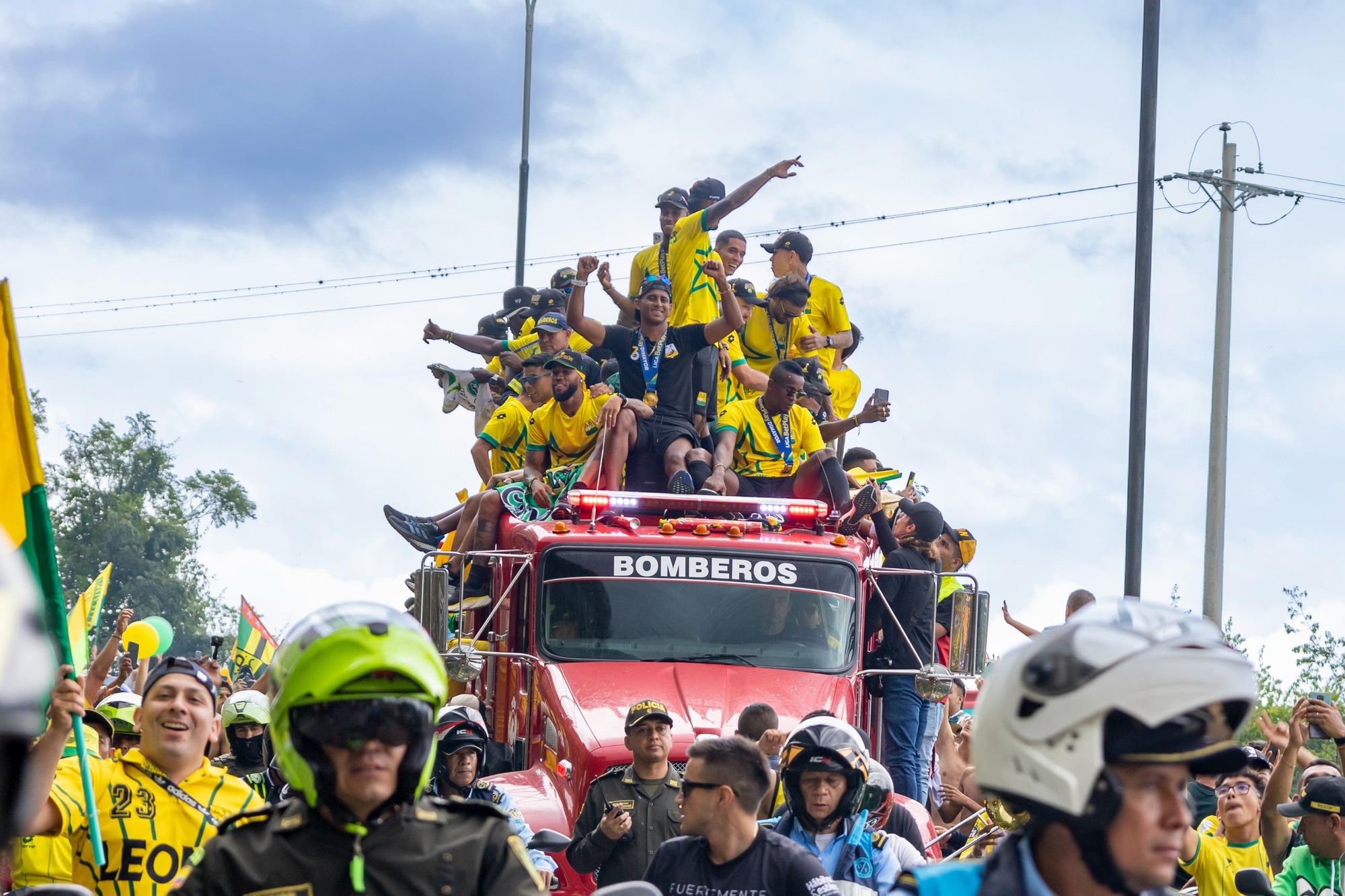 Girón celebró la victoria del Leopardo en una jornada histórica