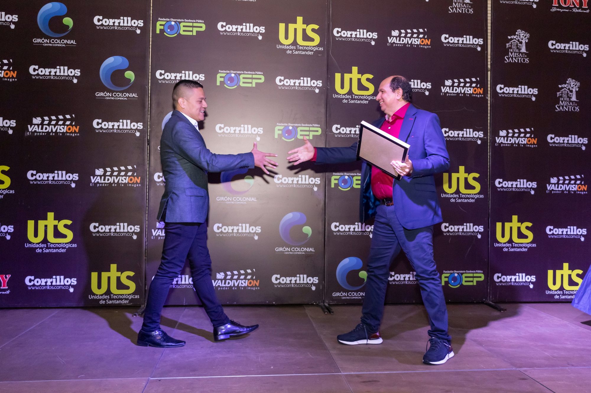 Alcalde de Girón galardonado por Plan de Desarrollo 2024-2027