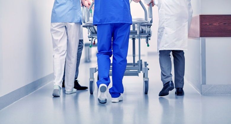 Clínica Foscal declara emergencia: Urgencias sobresaturadas al 270%