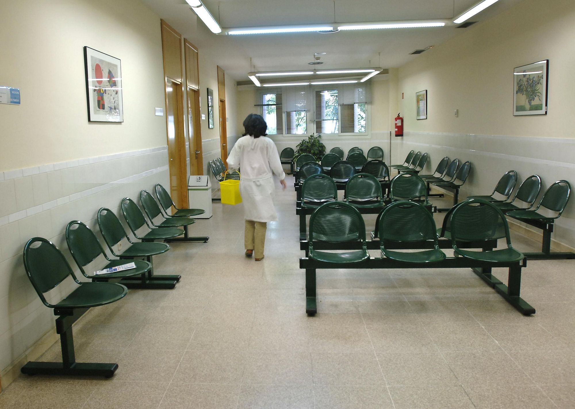 Por bajos ingresos médicos en Colombia prefieren laborar en el exterior
